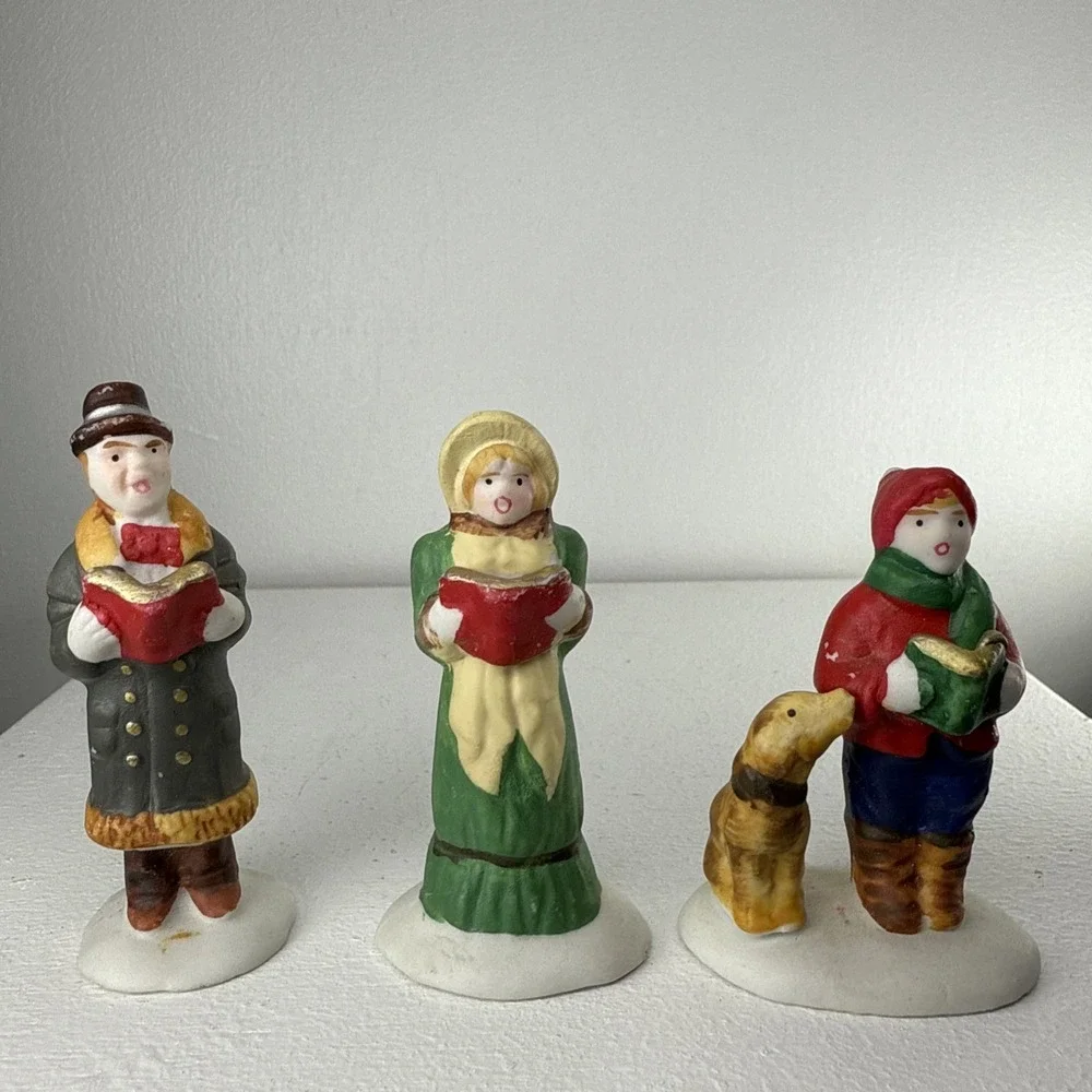 Vtg Lemax Christmas Village Accessories Set Of (3)‎ Carolling On the Common